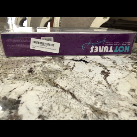 BNWT HAI Flat Iron - Picture 5 of 6